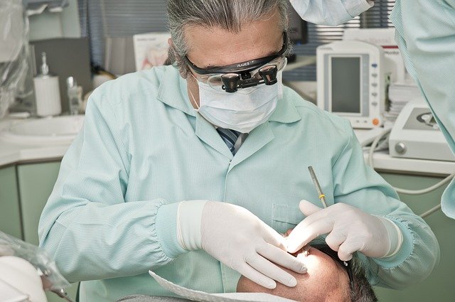 chirurg stomatolog kraków bronowice